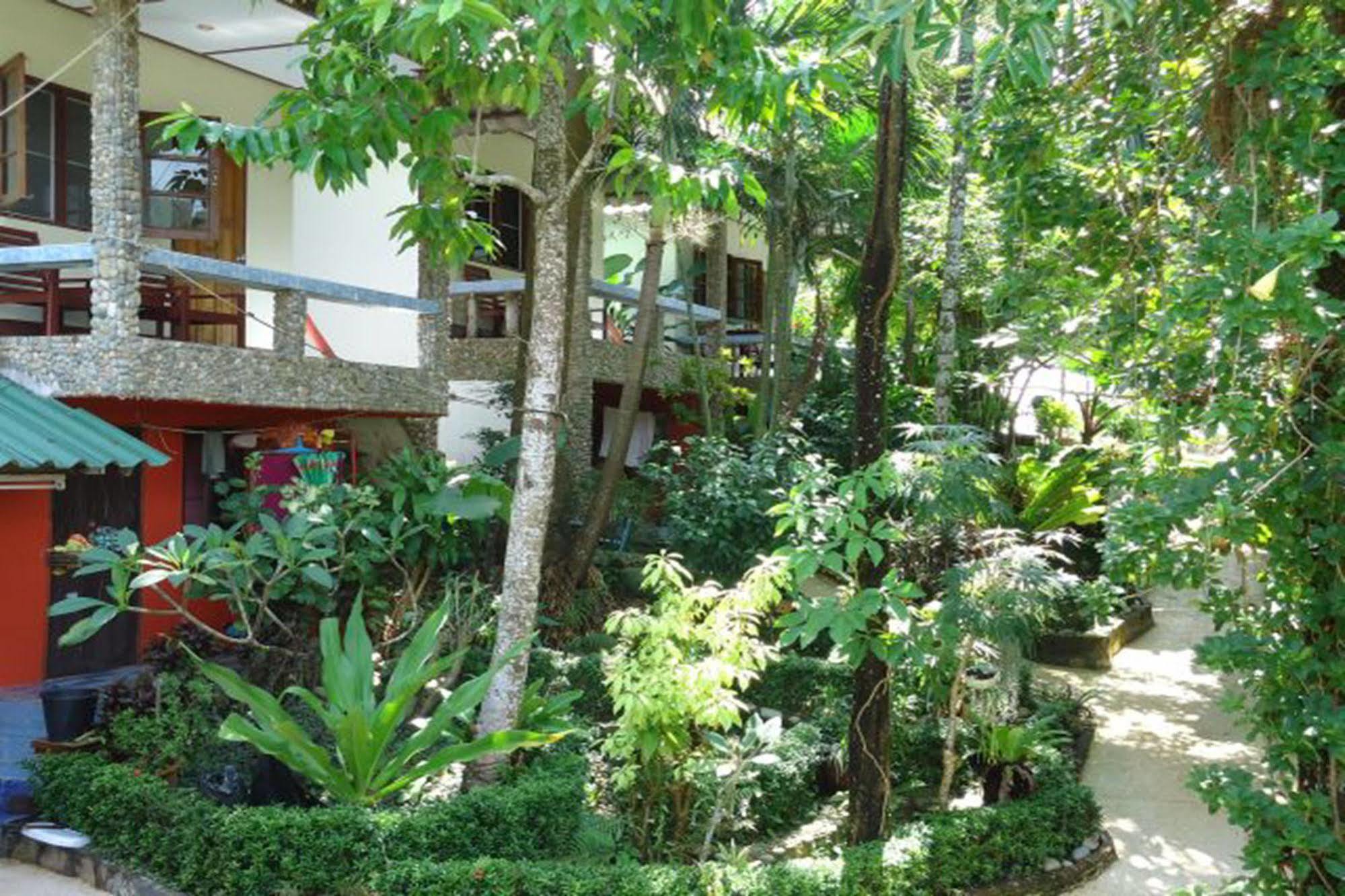 Koh Chang Hut Hotel Exterior photo