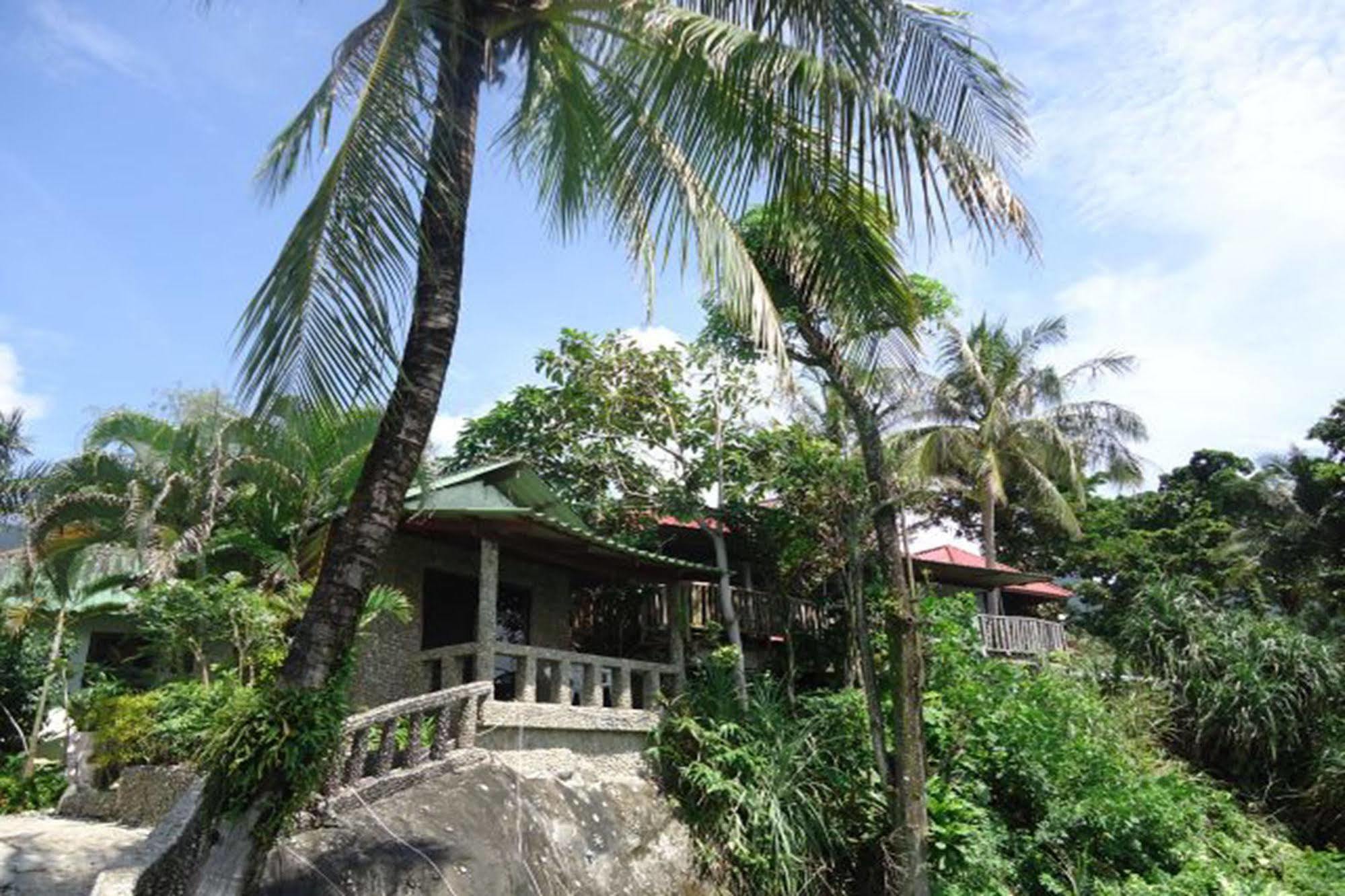 Koh Chang Hut Hotel Exterior photo